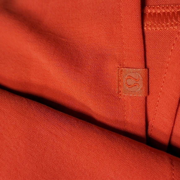 Lululemon Full Day Ahead Short Sleeve Shirt Carnation Red Size 4.. - Picture 4 of 11